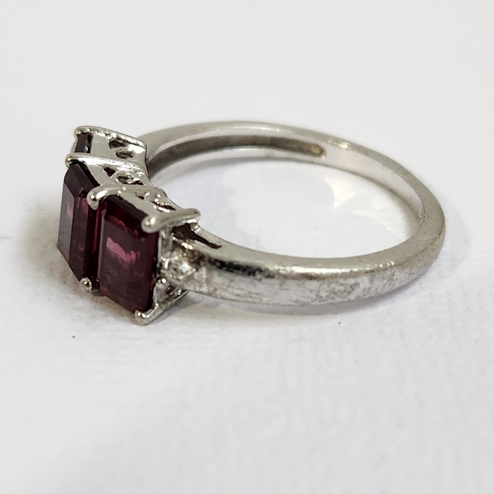 Vtg 925 Ruby Red Ruby Emerald Cut Three-Stone Tri… - image 8